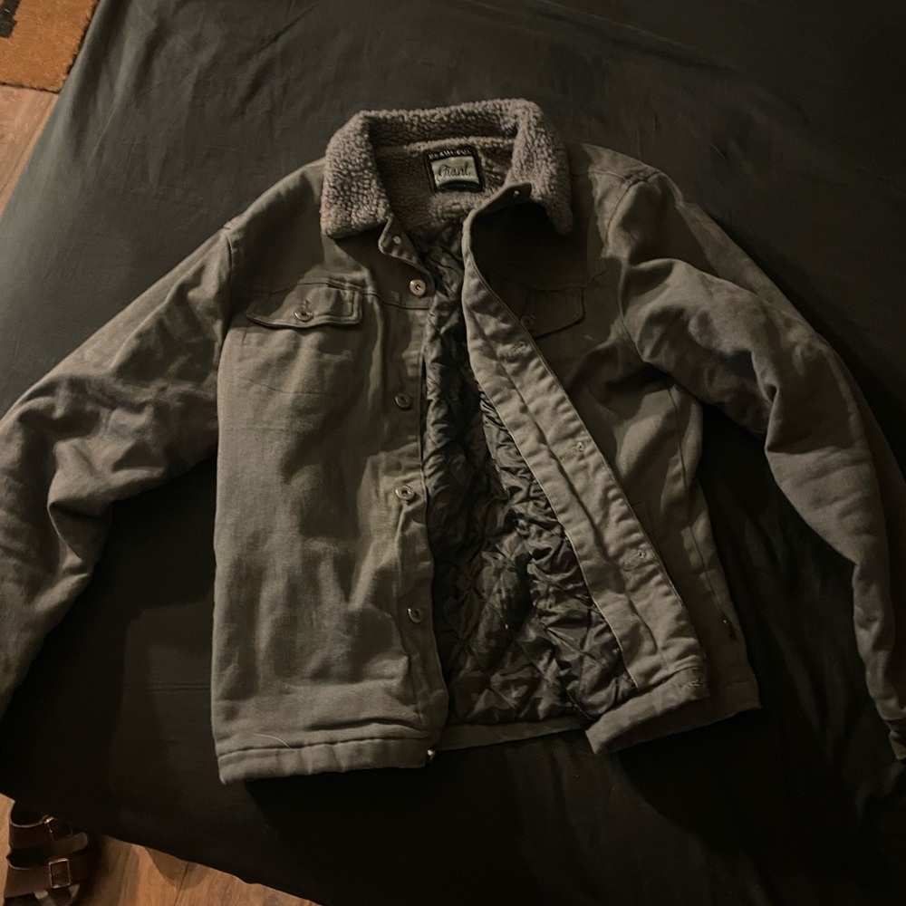 Beautiful Giant Button Down Jacket, Grey Size Med… - image 1